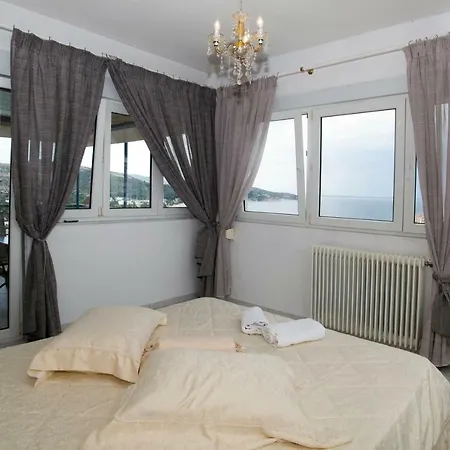 House Kavala